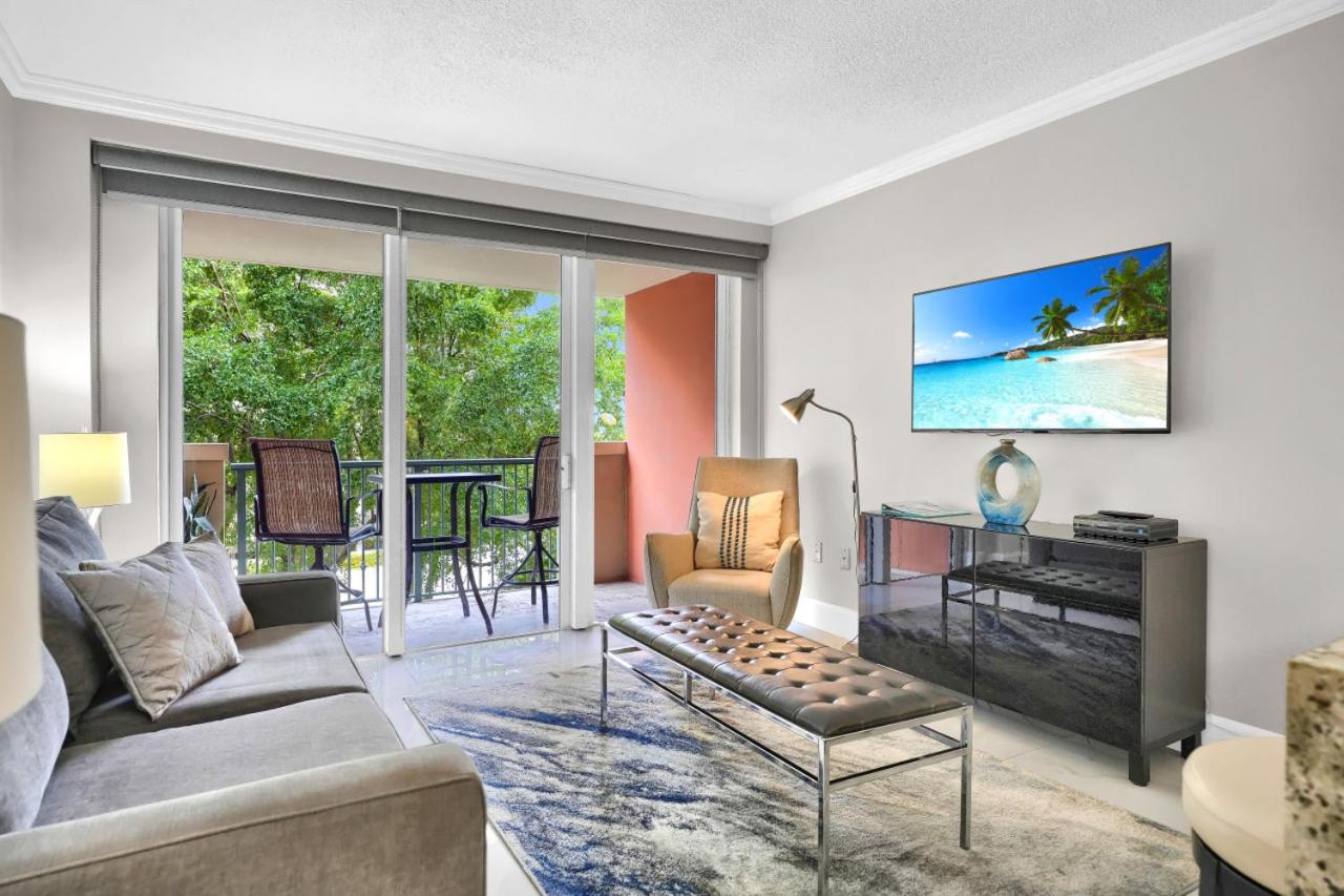 Palm Oasis, Pool and Free Parking - 4