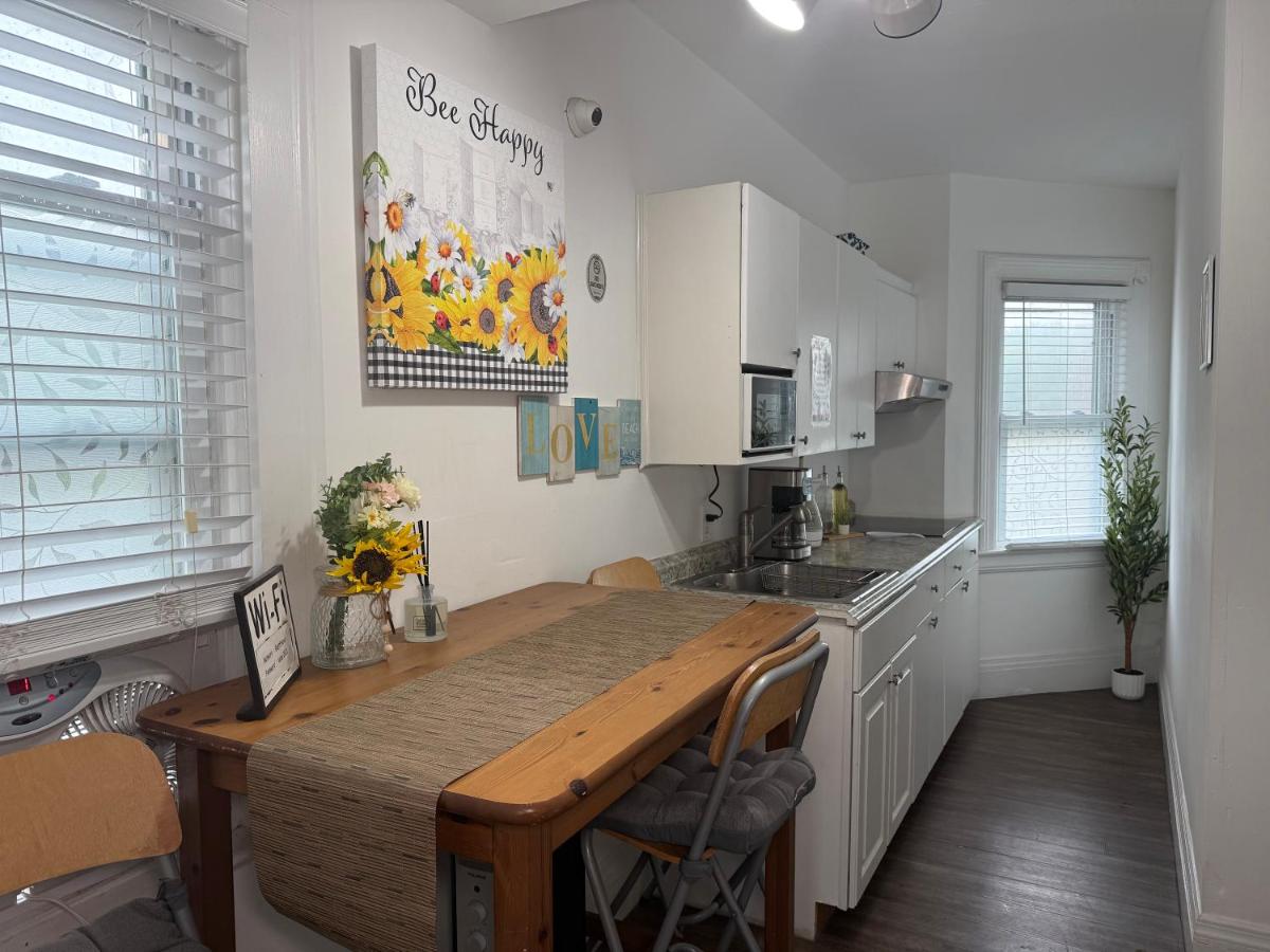 Cozy Private bedrooms Kitchen Wifi - 4