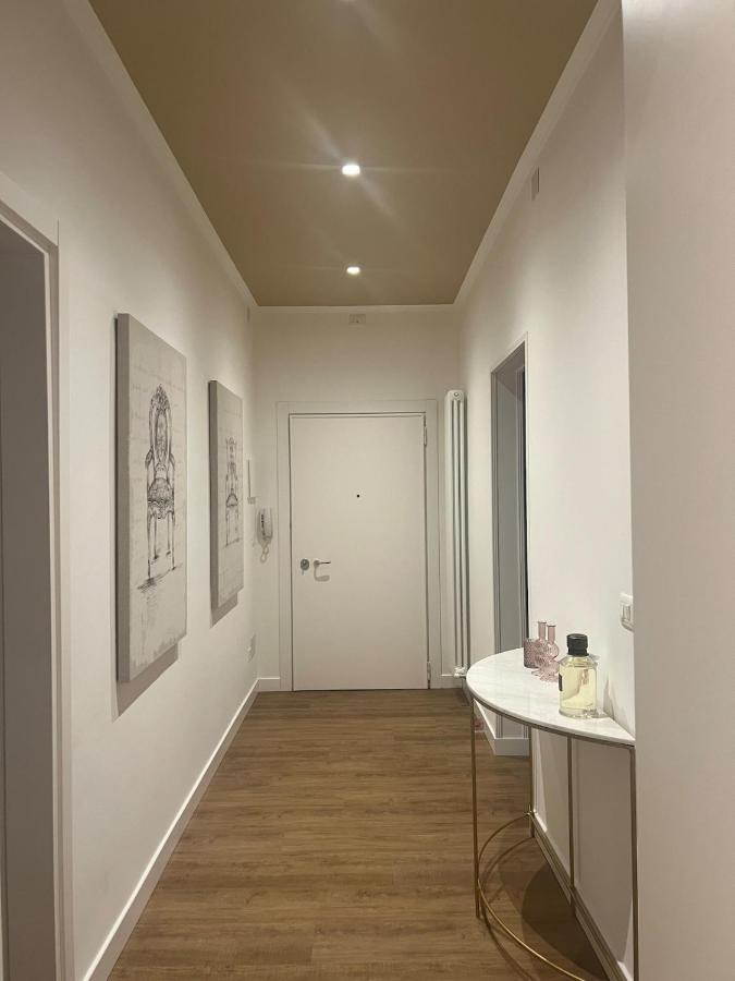 Lodge 46 Luxury Apartment - 3