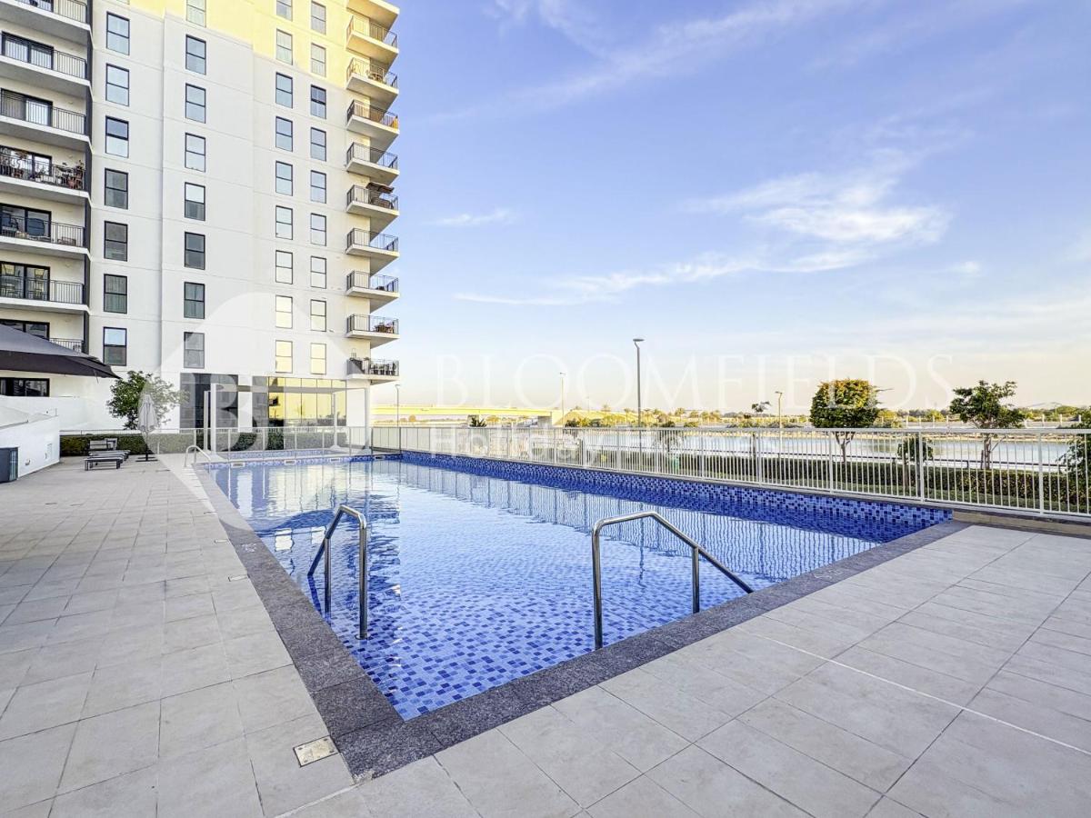 Bloomfields Fantastic 2br In Water Edge - 3