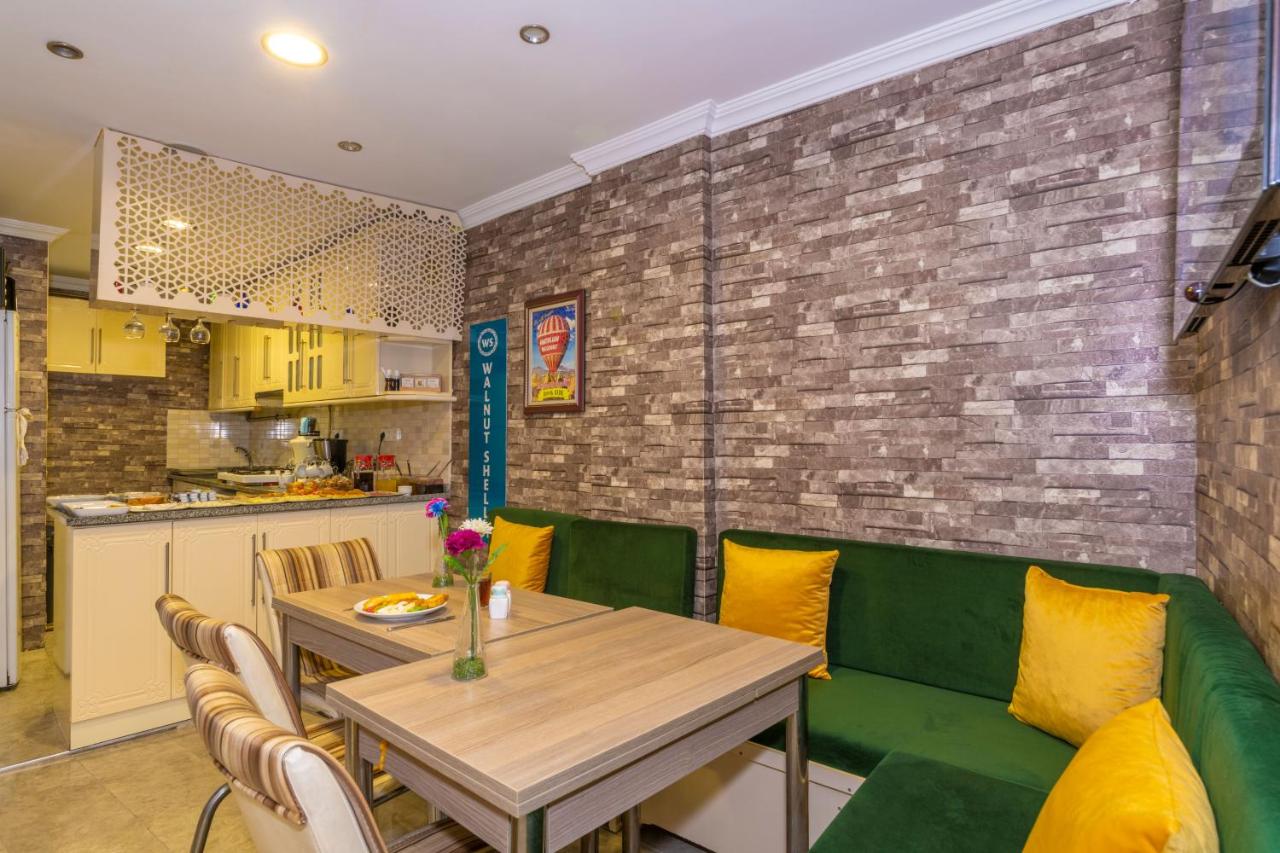 Walnut Shell Hotel - 4