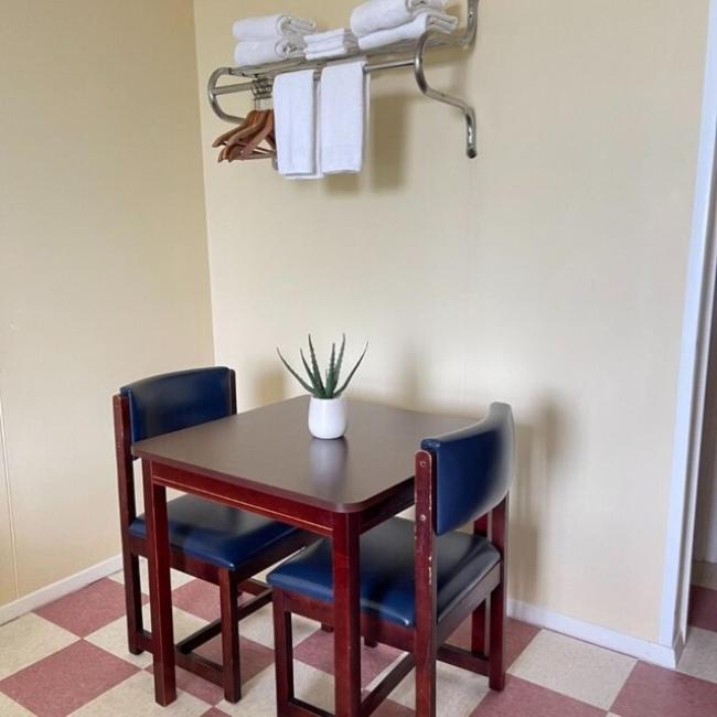 The Breezeway Motel & Resturant — photo 12