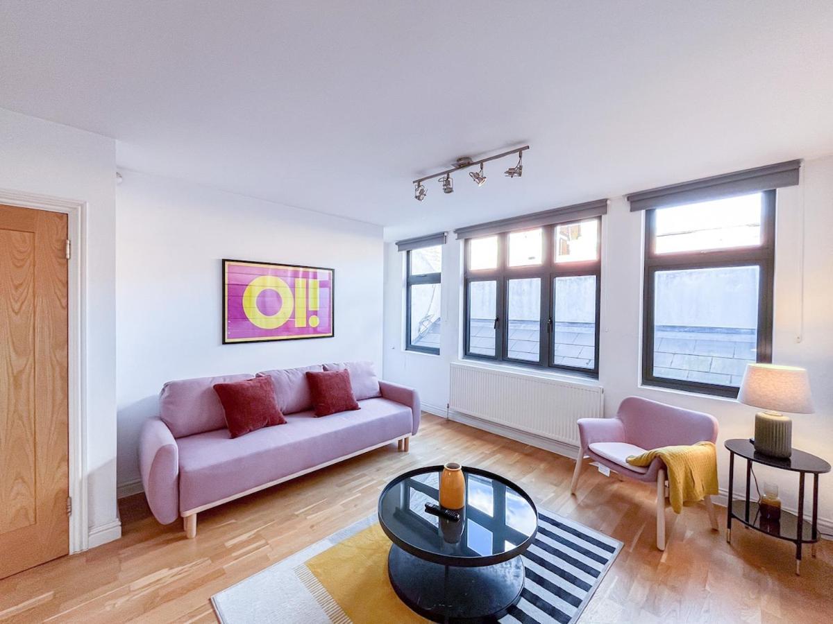 Stylish Camden Apartment C4