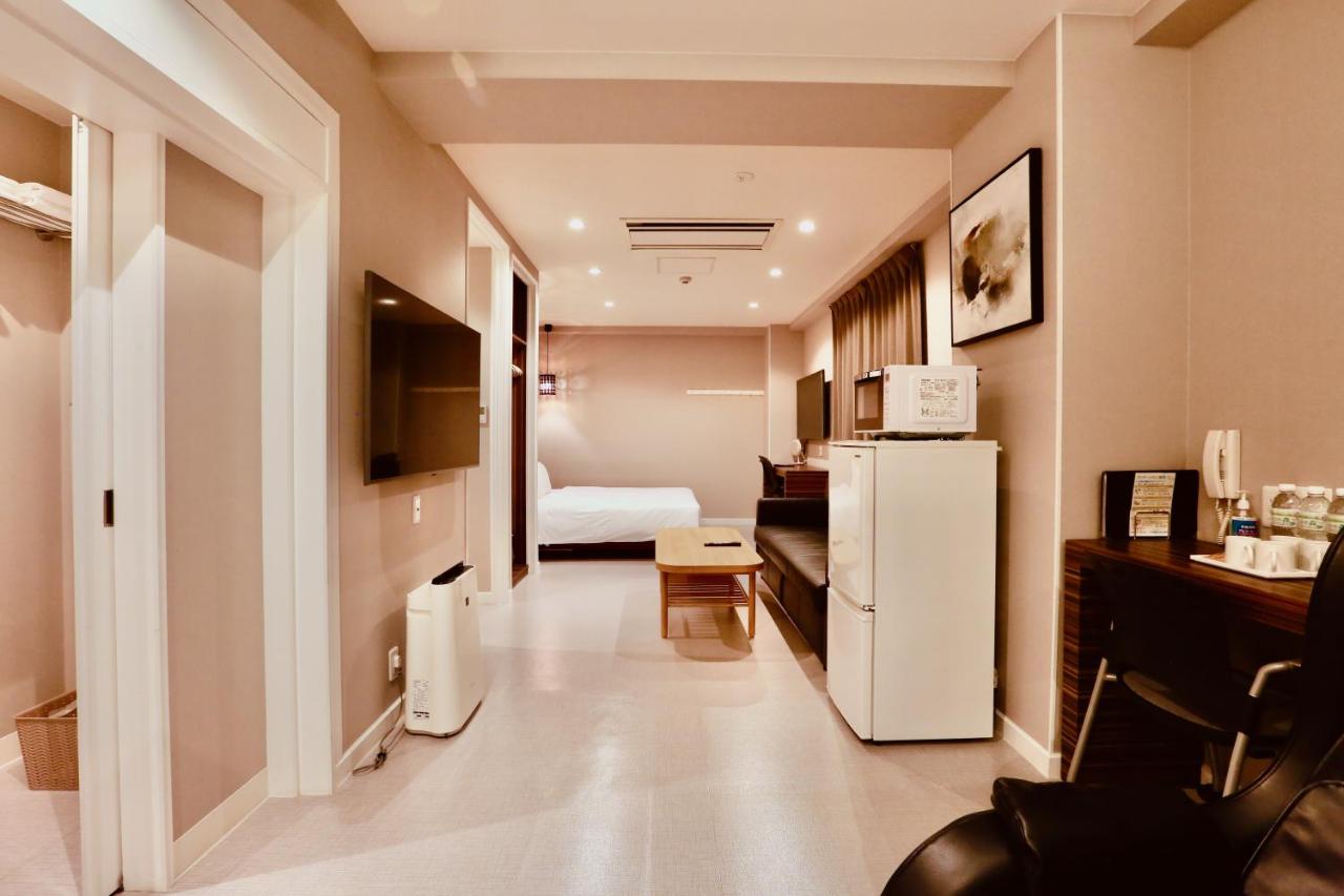 Hotel 88 Shinsaibashi - 2