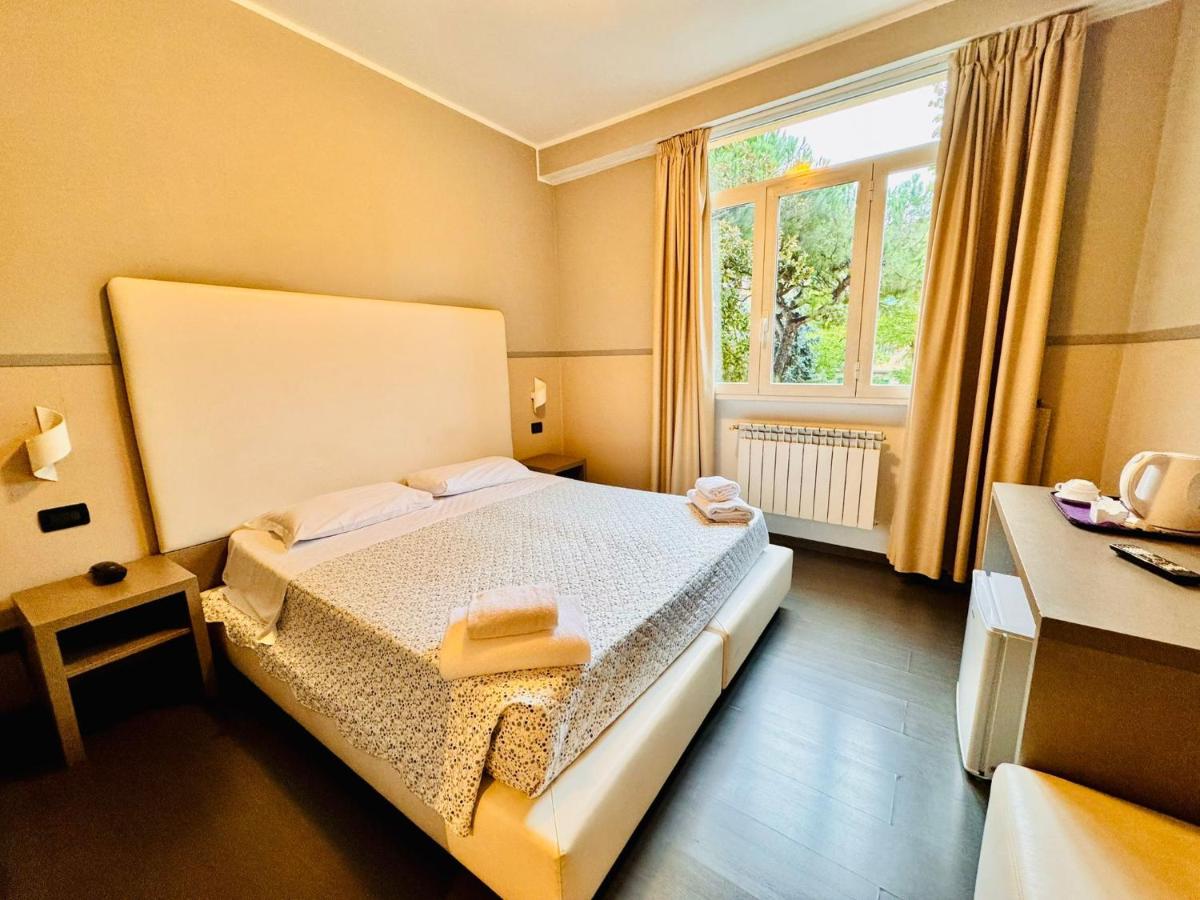 Hotel Laguna Residence - 2