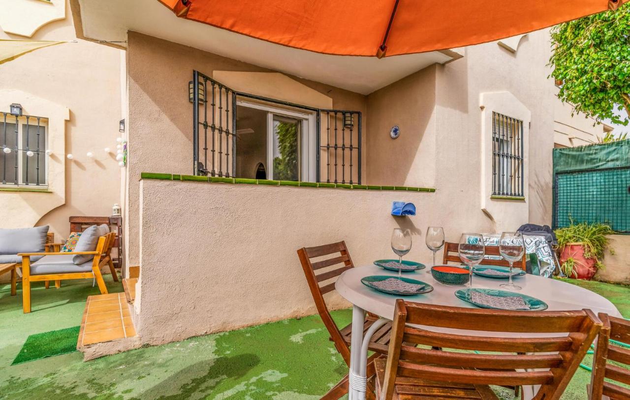 Cozy Apartment In Benalmadena With Swimming Pool - 2
