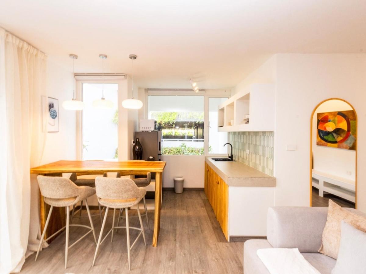 2 Bedrooms for 4 Guests with Terrace in the Heart of Sathorn - 4