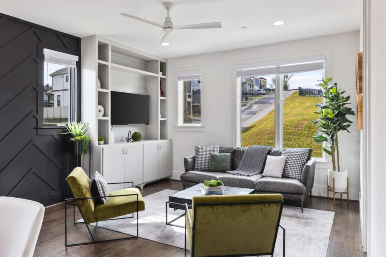 TWO Neighboring Homes Sleeps 24 Walk to 12 South - 5