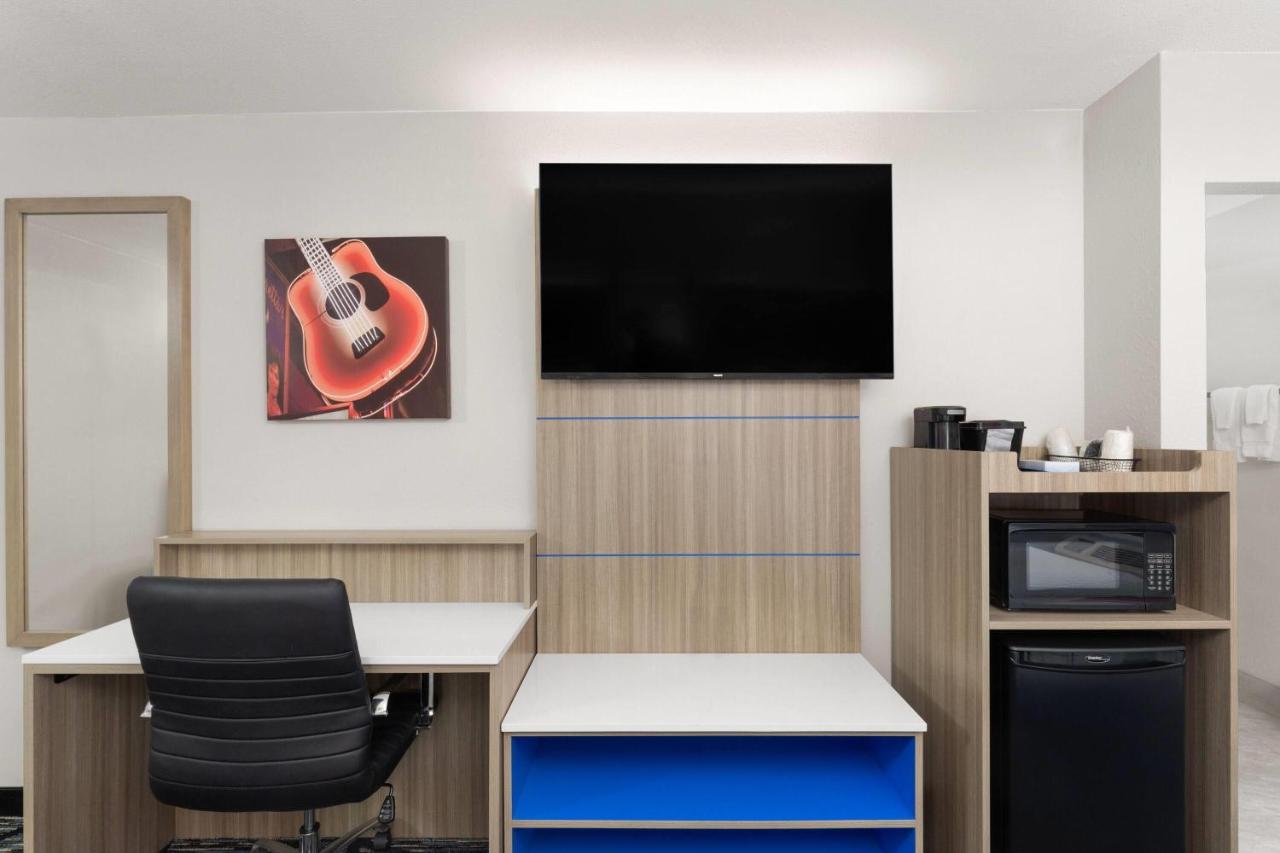 La Quinta Inn by Wyndham Nashville South - 5