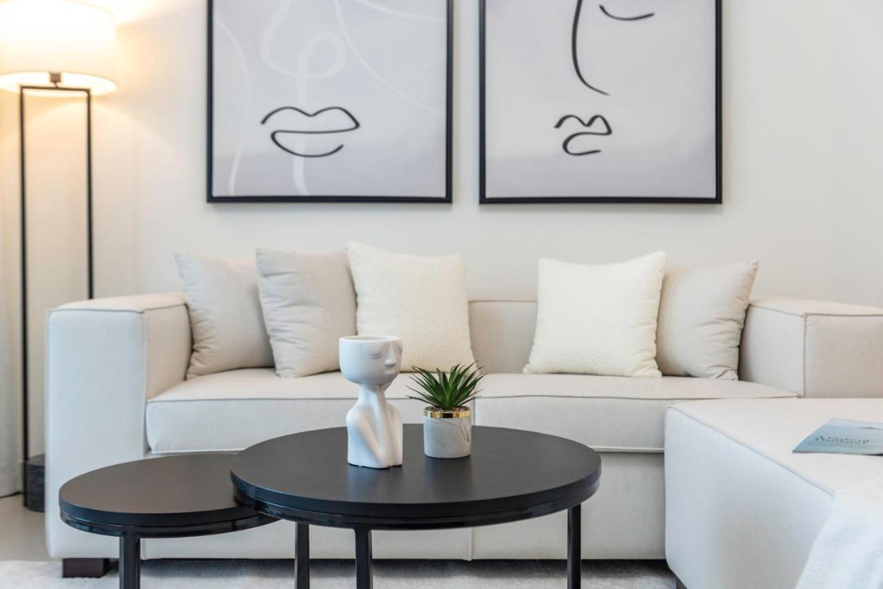 Exclusive Marina Lifestyle with Stunning Views - 3