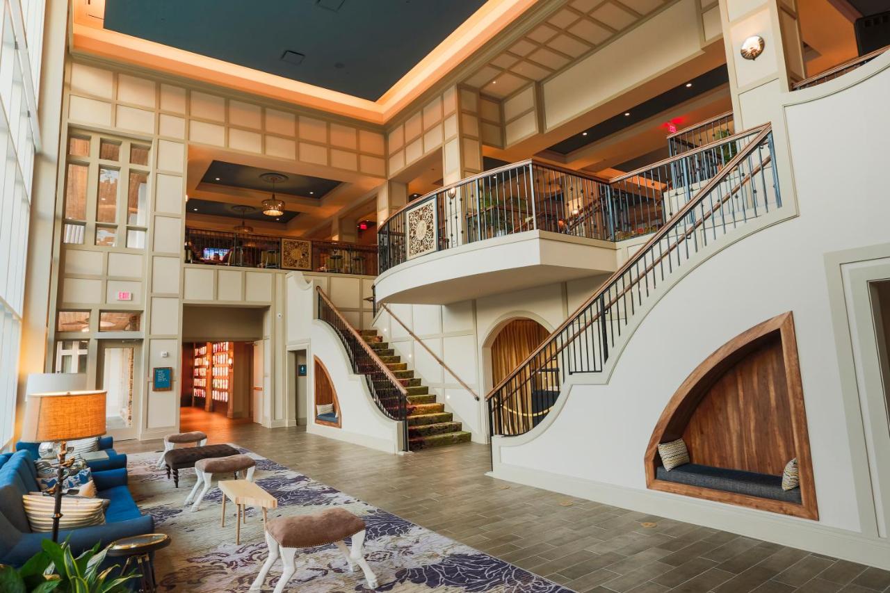 Dollywood's DreamMore Resort and Spa — photo 3