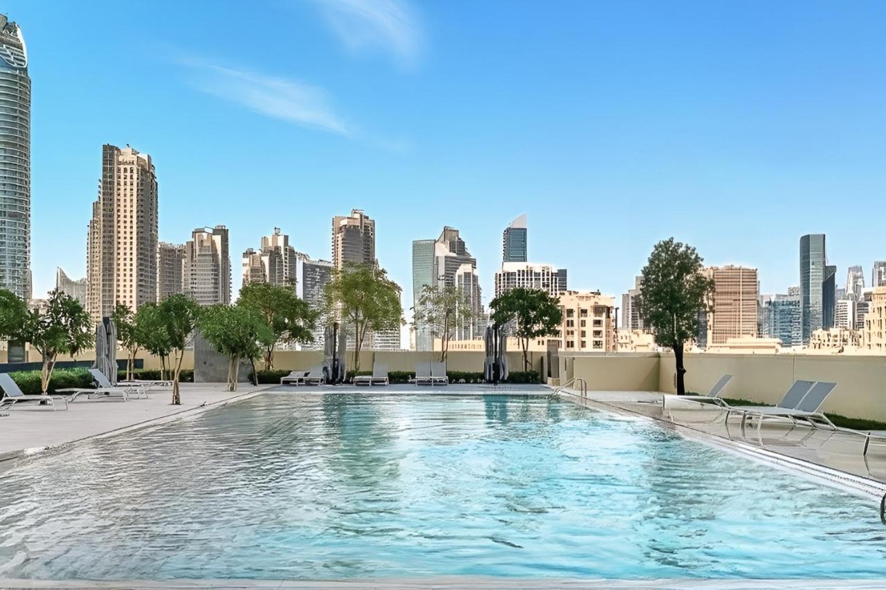 Downtown Comfort Spacious 1BR in Burj Royale - 4