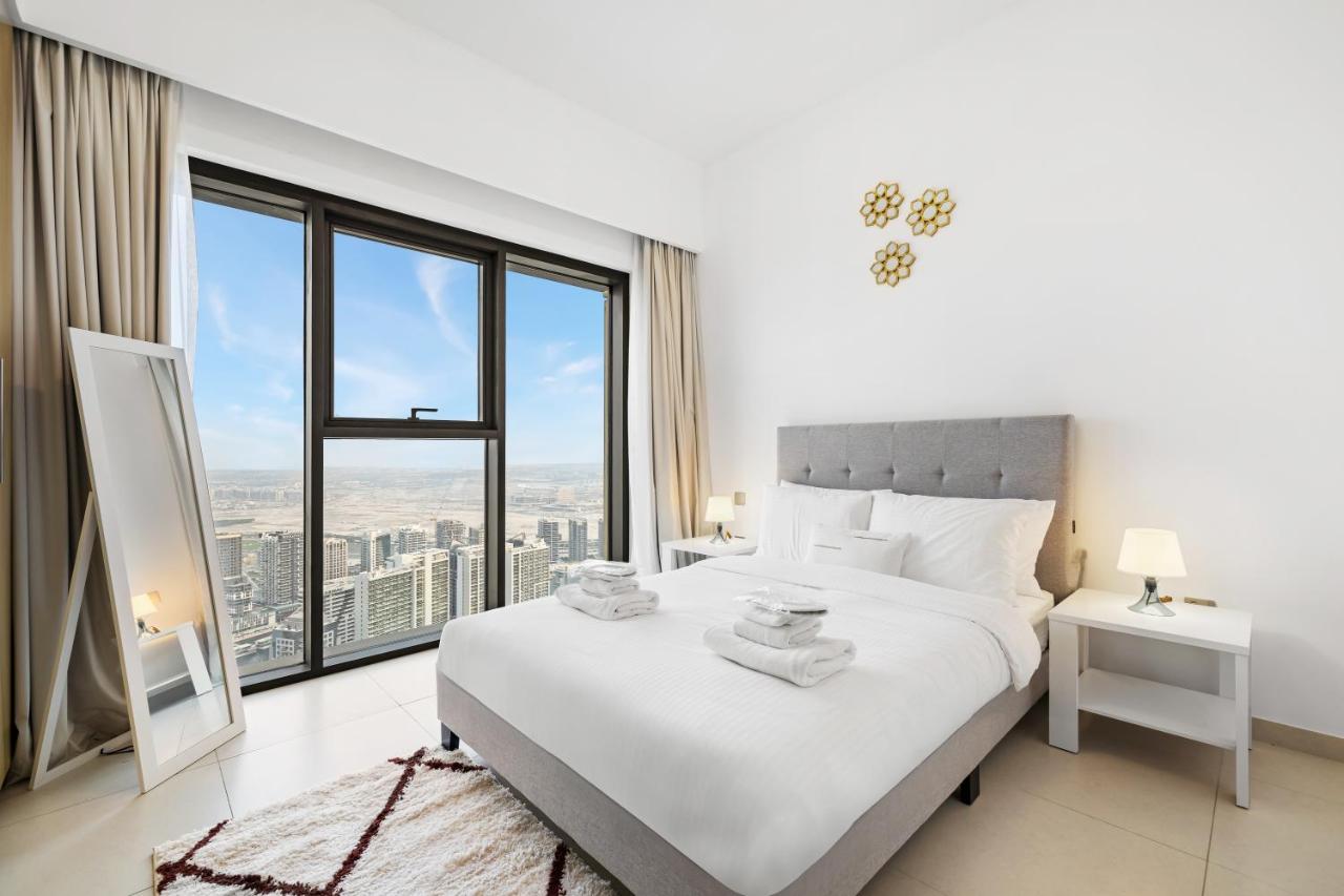 Downtown Comfort Spacious 1BR in Burj Royale - 2