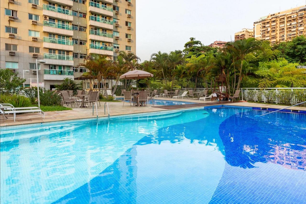 Comfortable 2BR Apt 5 Min to the Beach - 3