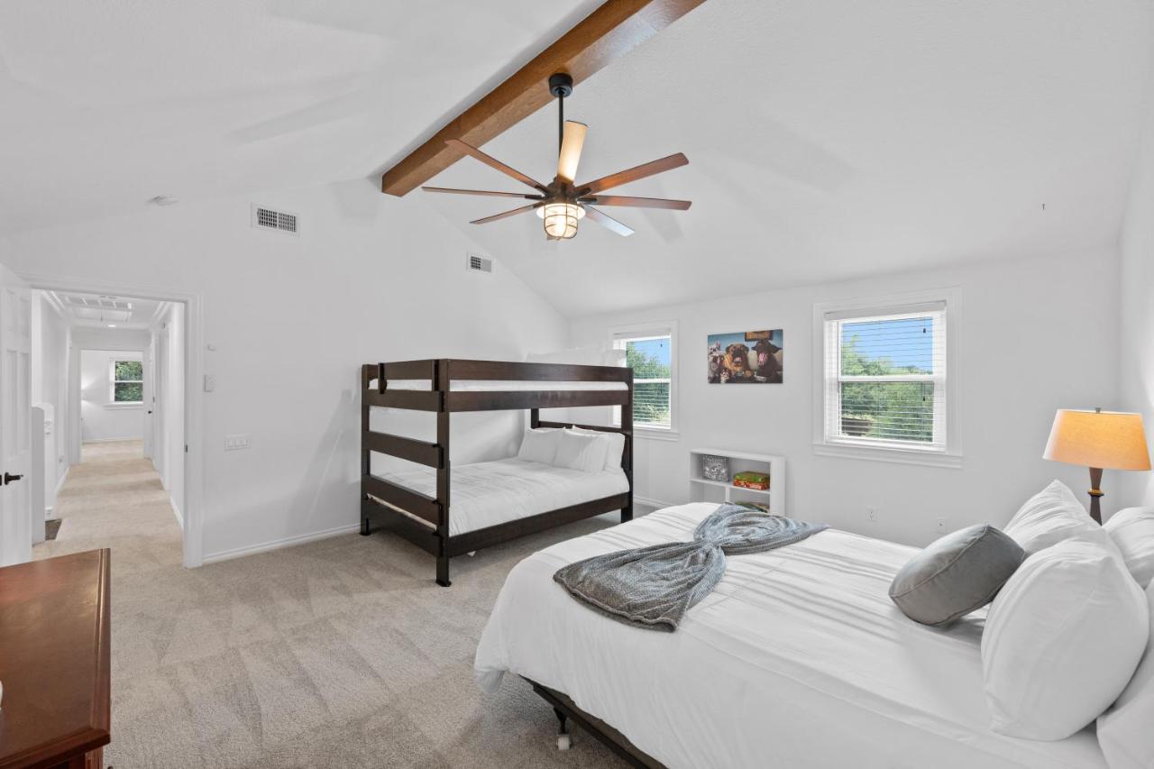 Austin Hill Country Escape & Retreat - Private Oasis With Pool & Spa On Over An Acre - 5