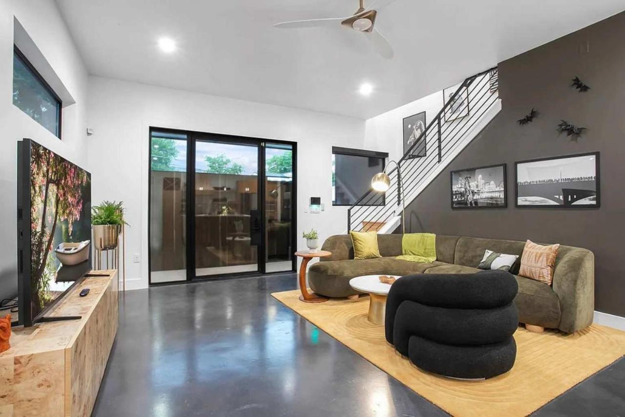 Full Duplex ATX Modern Creekside Retreat 2 Pools - 5