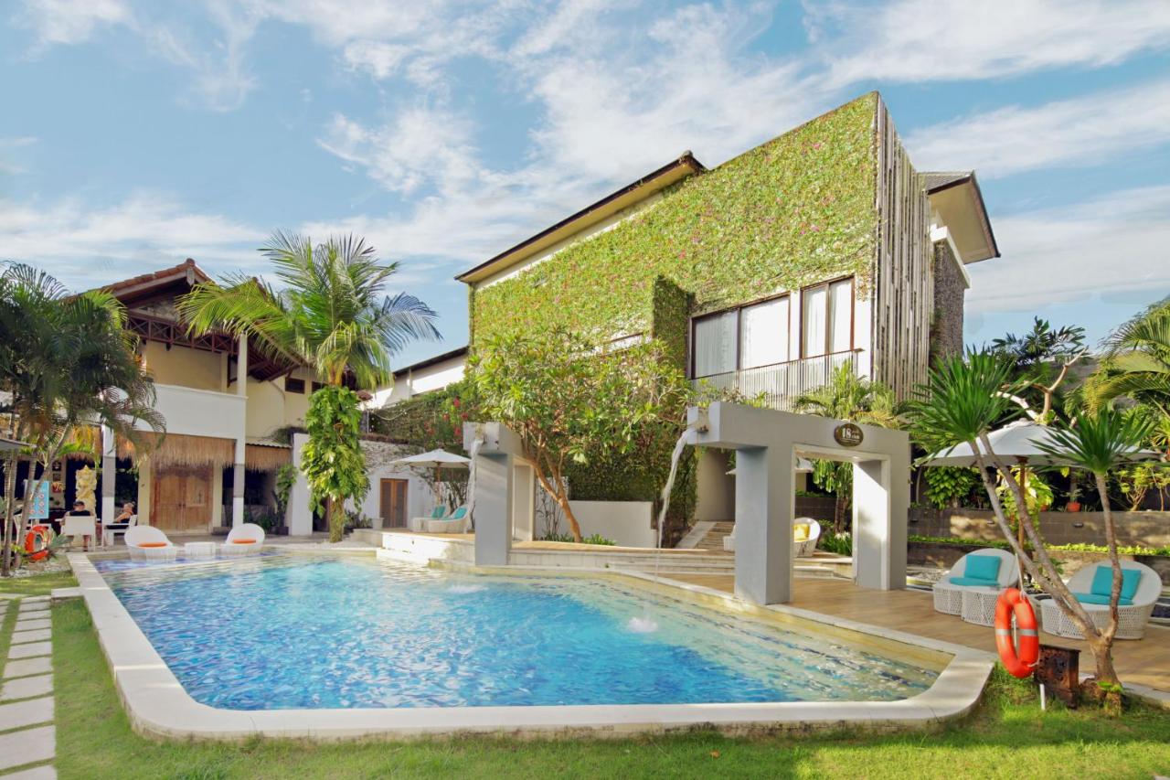 18 Suite Villa Kuta - 4
