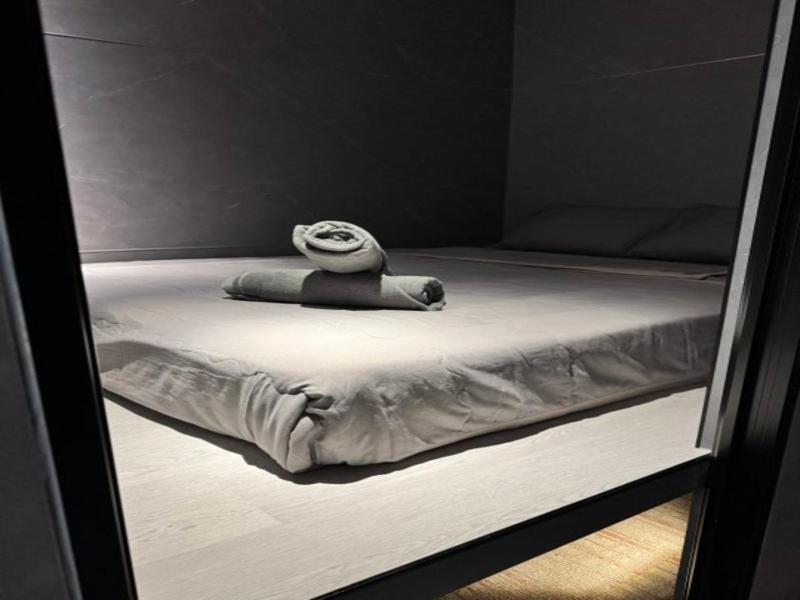 Havona Capsule Hotel - CIQ - Self Check In - 5