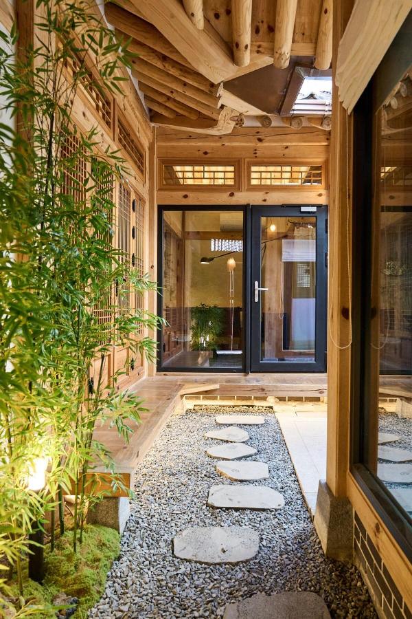 Yurangjae#Jongmyo#Seosunra-gil#Hanok Stay#Jongno Hanok Accommodation#Changdeokgung Palace#Bukchon Hanok Village#National Museum of Art