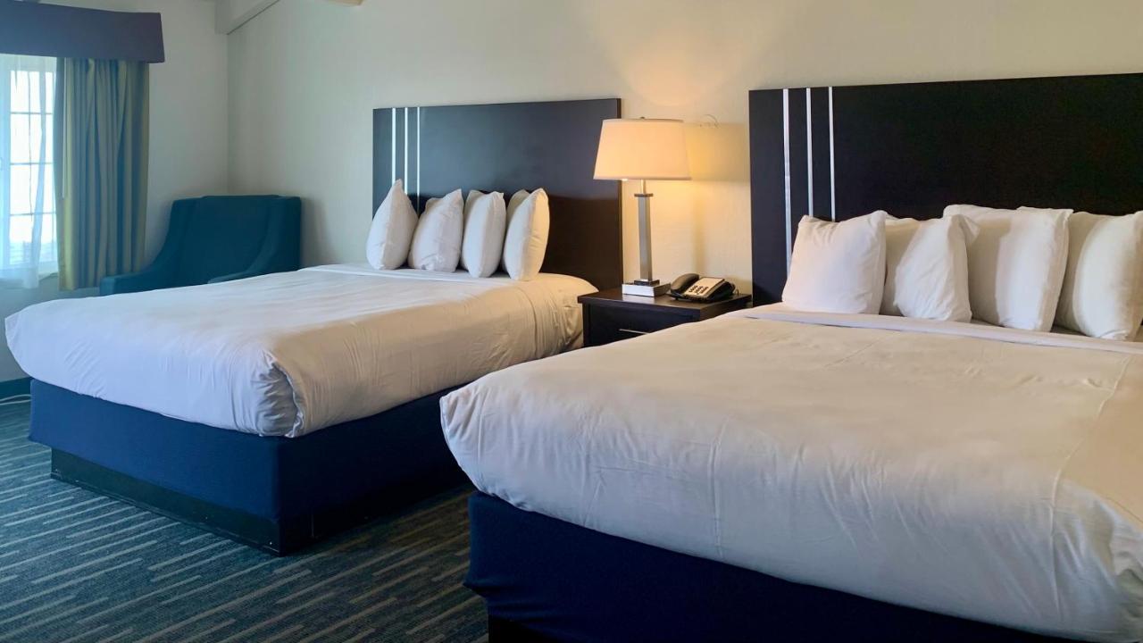 Avalon Inn Downtown Morro Bay — photo 15