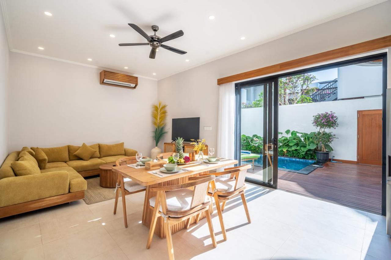 Cassandra Villa 4- Elegant 3BR Beachside Bliss in Sanur - 4