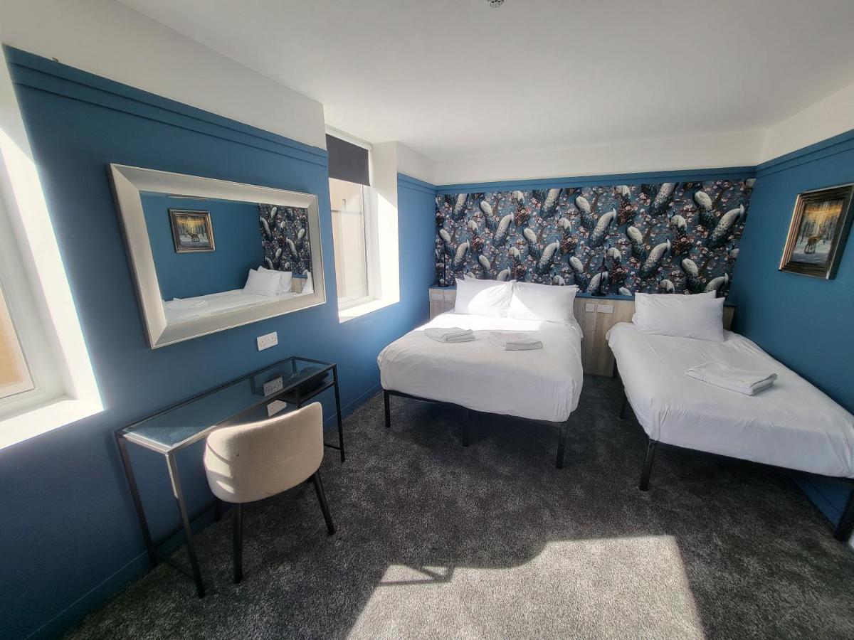 Superior Triple Room
