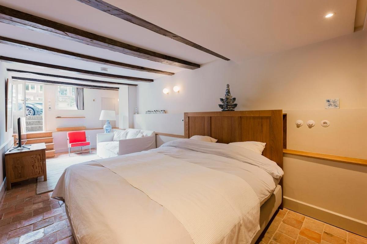 Charming souterrain studio at Bloemgracht 30 - 2
