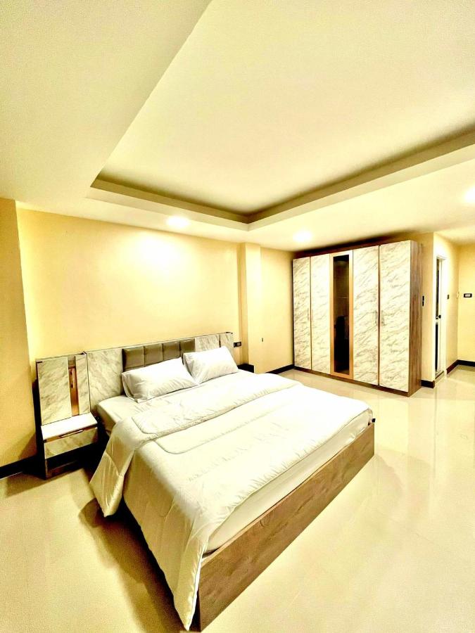 The Little Apartment - 4