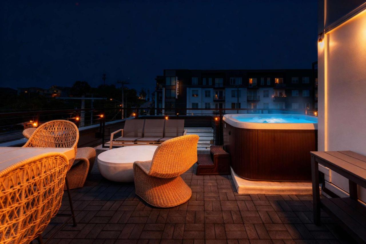 Luxe Group Stay with Hot Tub & Rooftop Lounge - 4