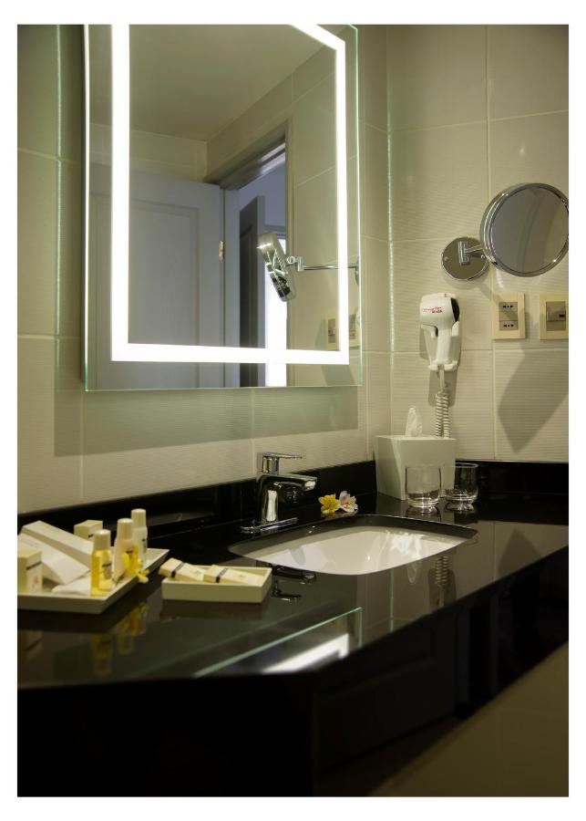 Casa Grande Suites photo