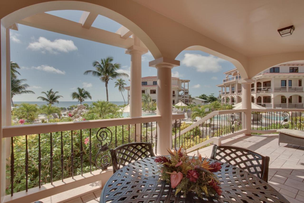 Coco Beach Resort photo