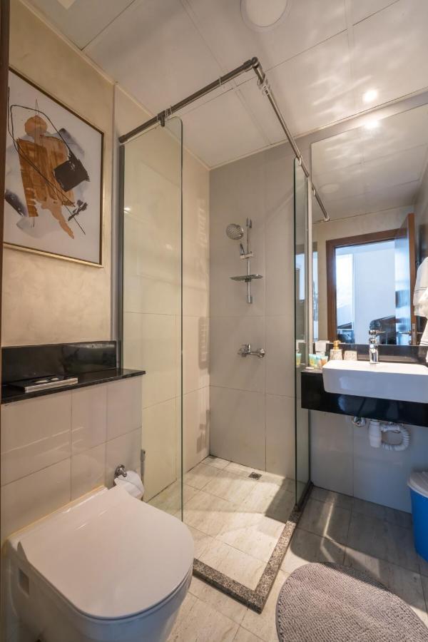 Business Bay 1BR Burj Khalifa&Canal Views,3Balcony - 3