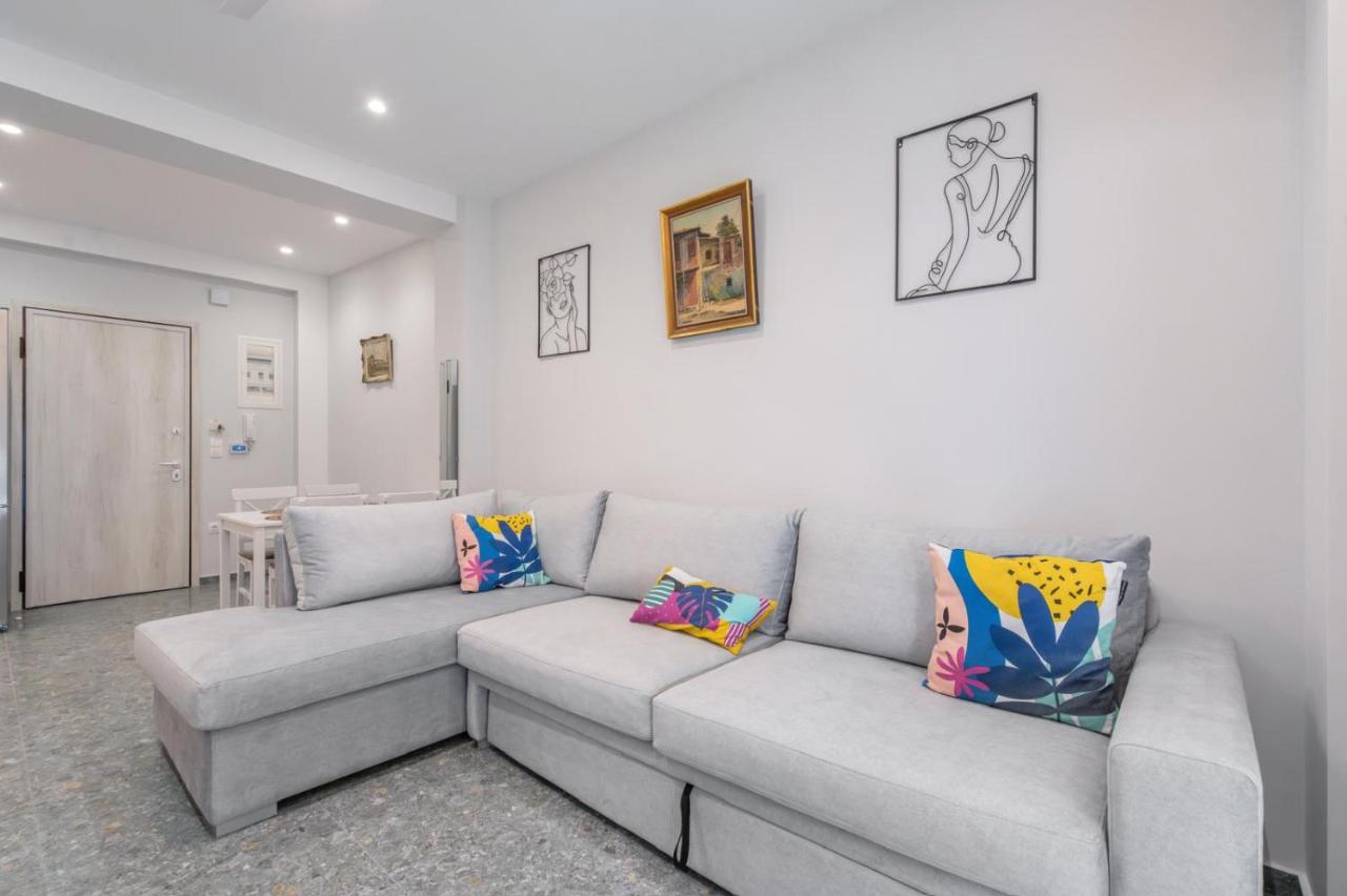 Modern apartment in Koukaki