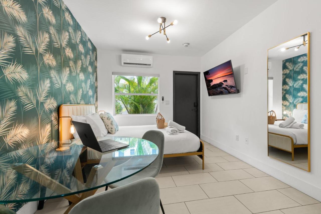 Byron Avenue Suites - 5