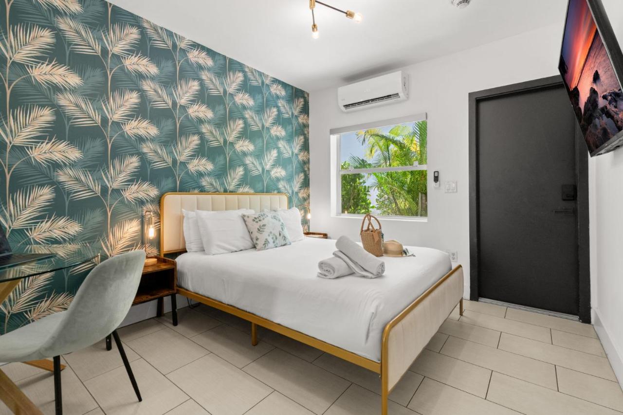 Byron Avenue Suites - 2