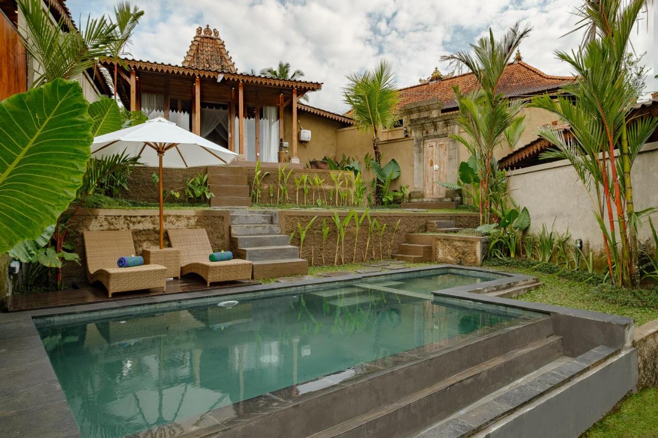 Griya Dukuh Ubud Villa - 4