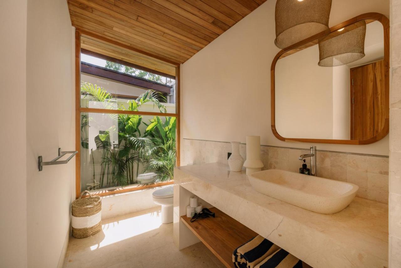 Tula Collective Uluwatu - 3