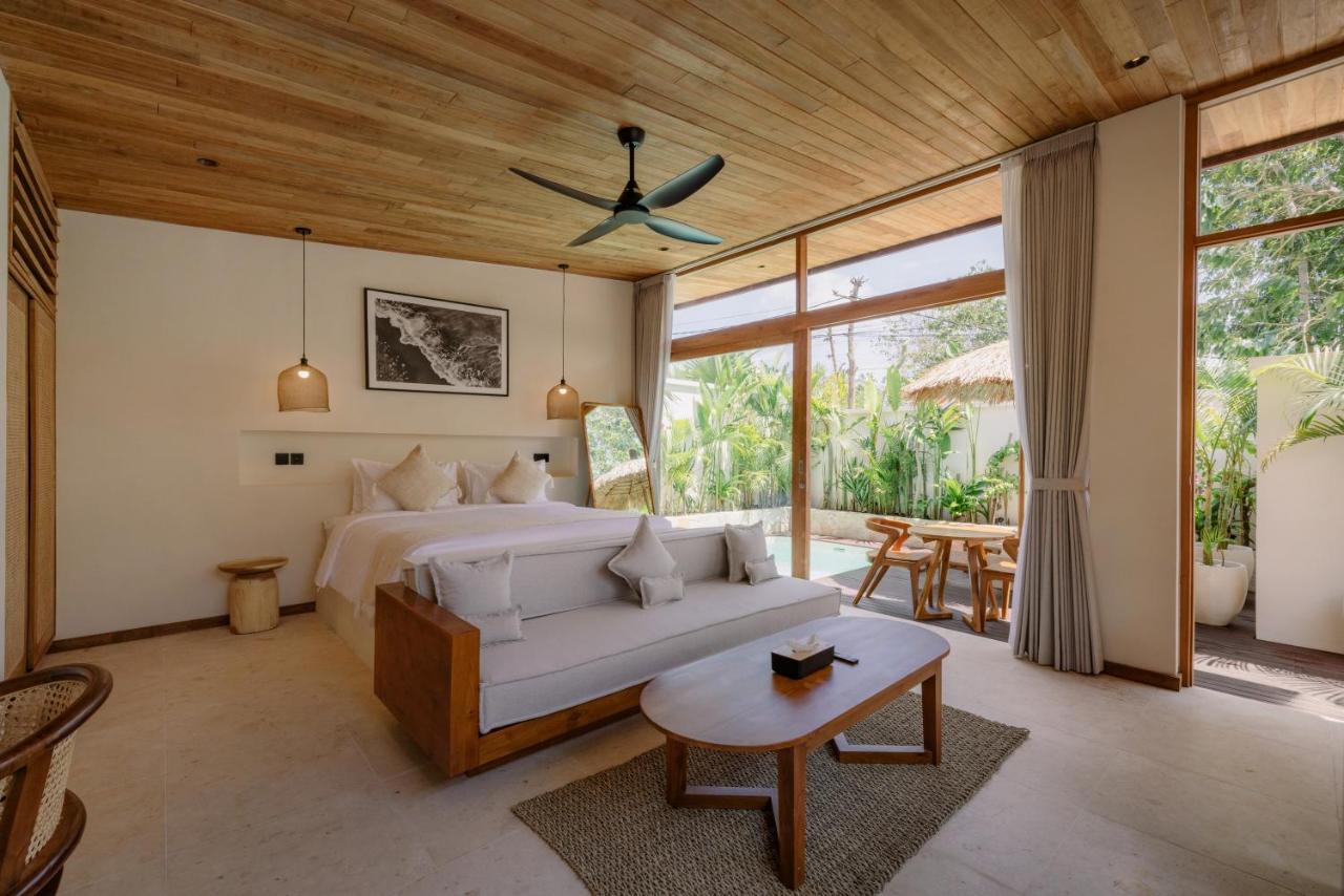 Tula Collective Uluwatu - 2