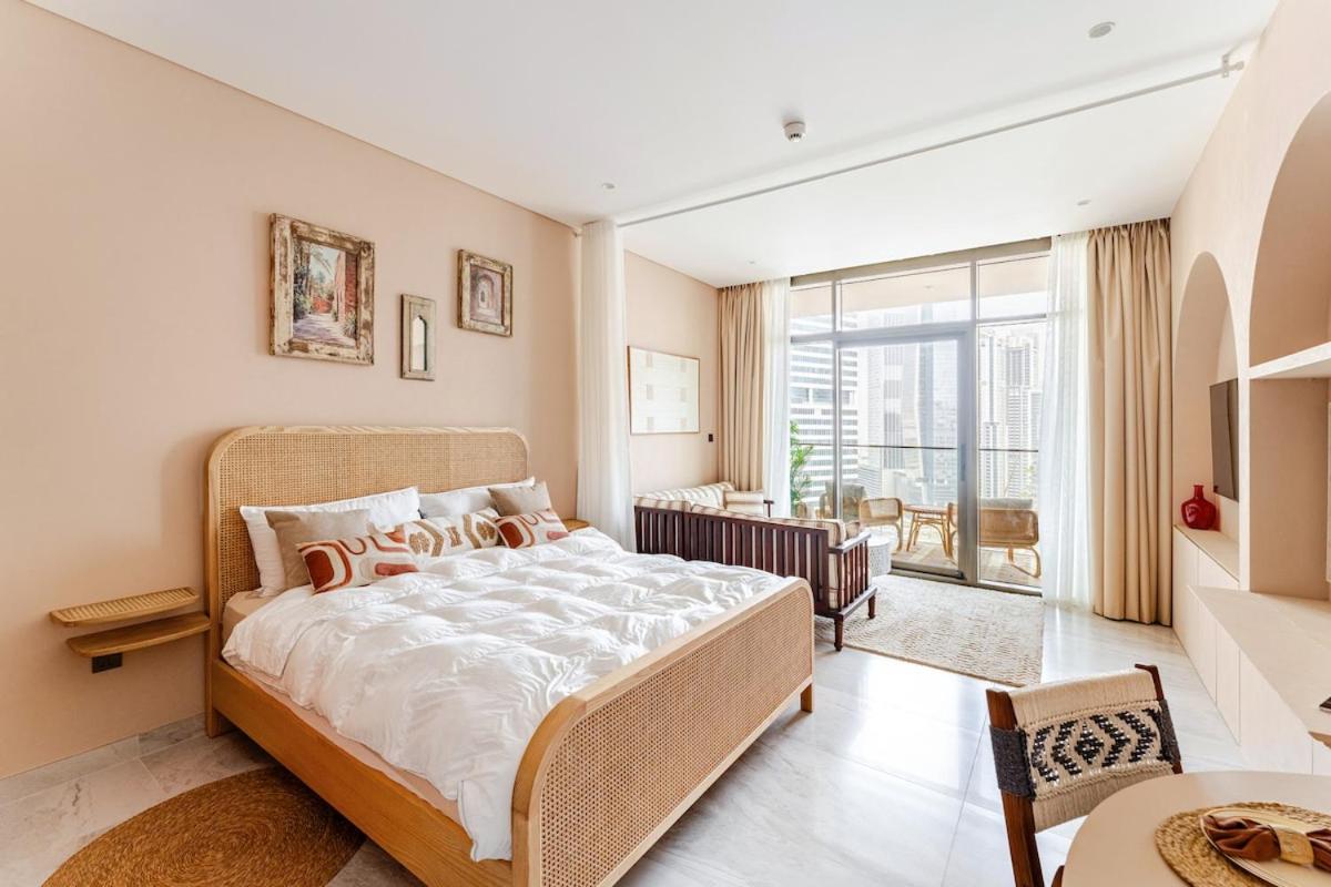 Medina Studio Burj Khalifa View - 2