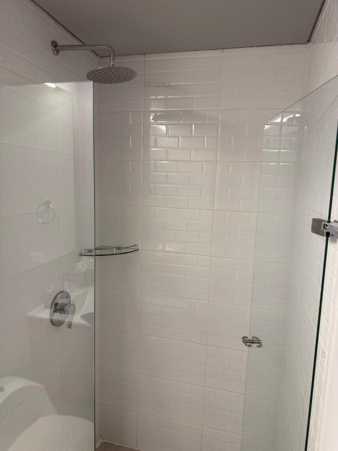 new modern and comfortable in the best location - 4