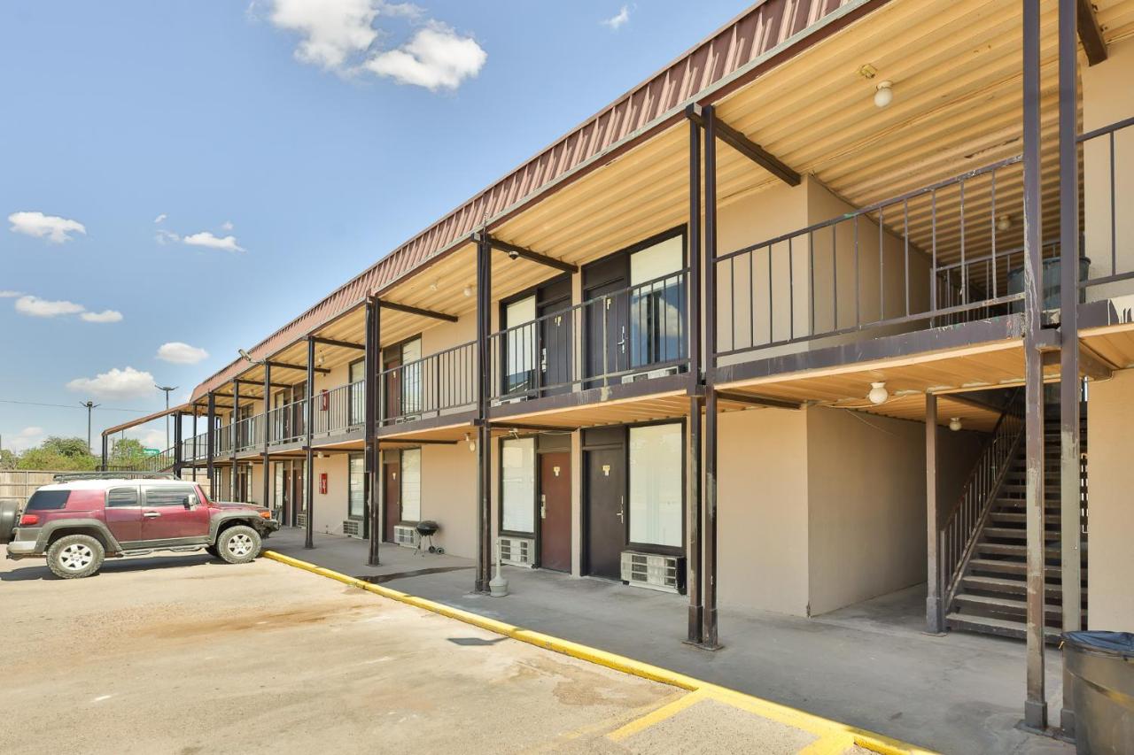 West Texas Inn & Suites with Kitchenette — photo 6