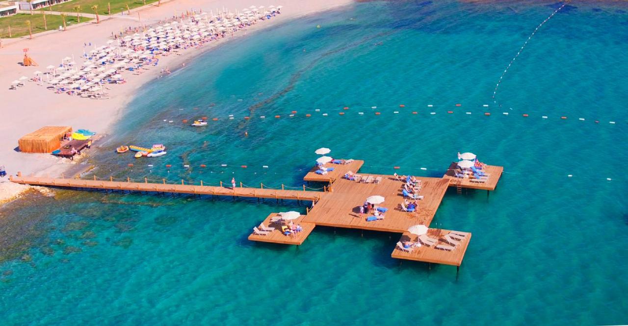 Aquasis De Luxe Resort i SPA