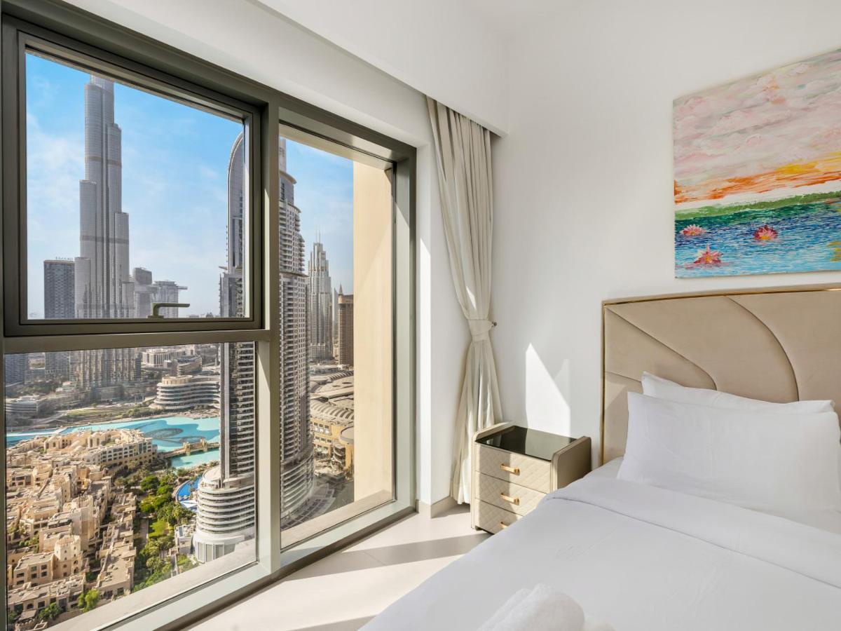 Iconic Burj and Fountain View 2BR Downtown - 2