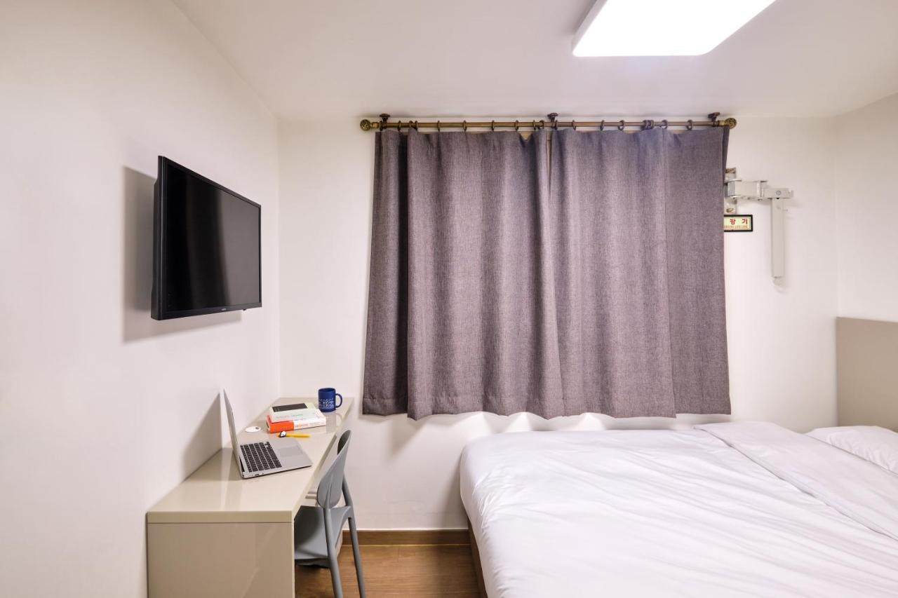 Chason M Dongdaemun - 5