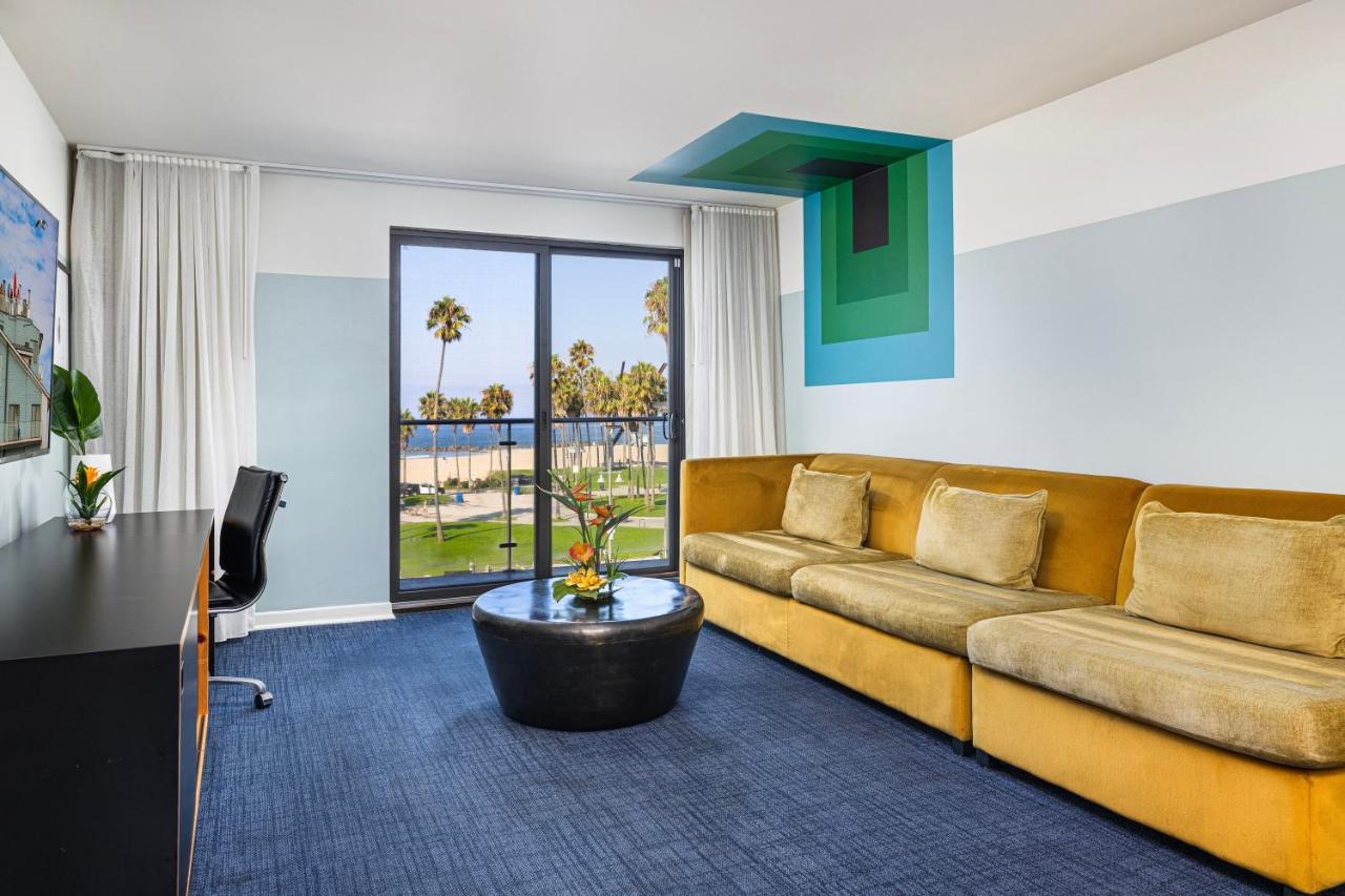 Hotel Erwin Venice Beach — photo 22