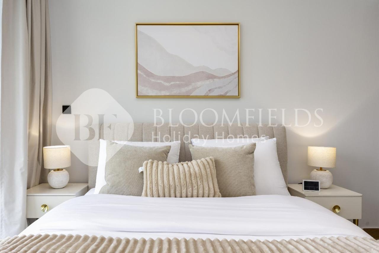 Bloomfields Stylish 1br Canal View - 2