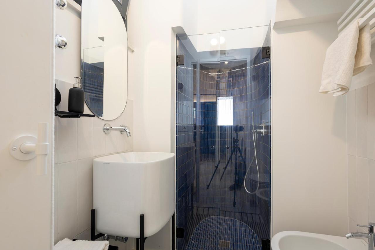 Designer three-room apartment 100 meters from the cathedral Amalfi 44 - 3