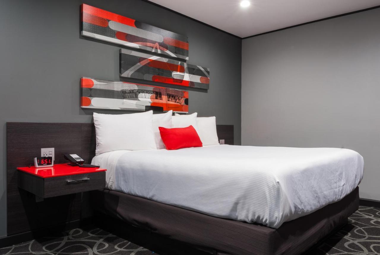 Astro Pasadena Hotel — photo 9