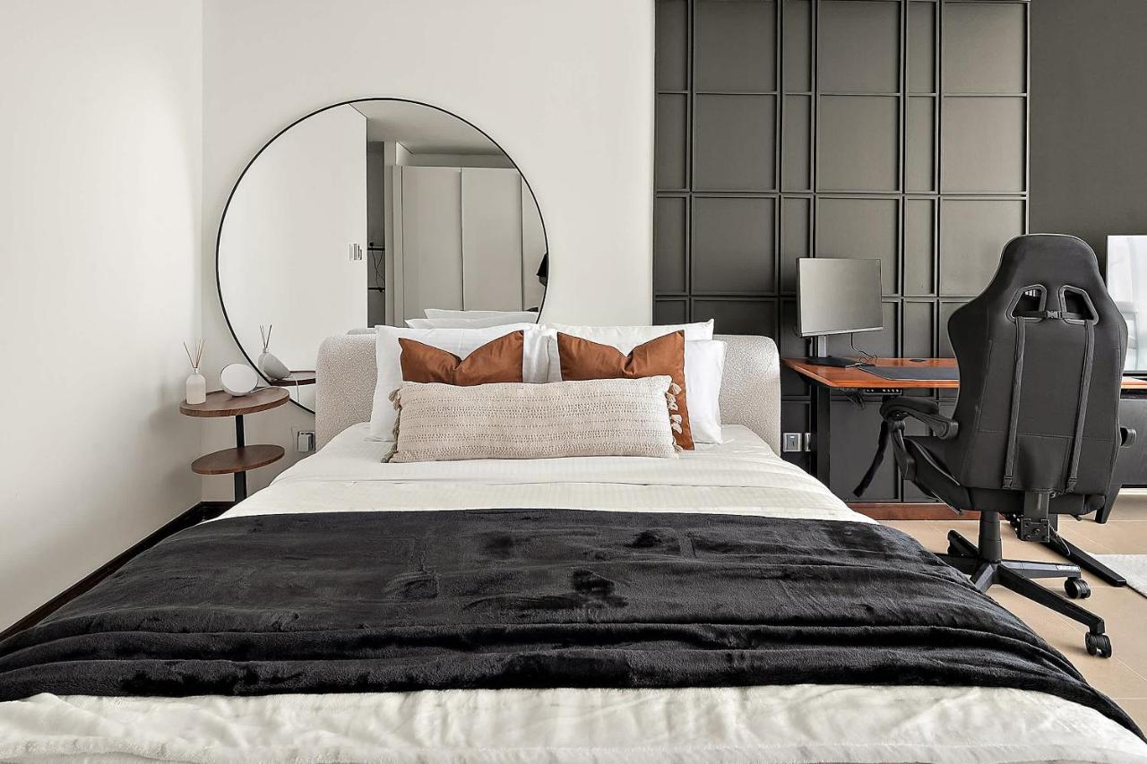 Silkhaus Vacation Homes Gamer's Dream Studio in Liberty House - 5