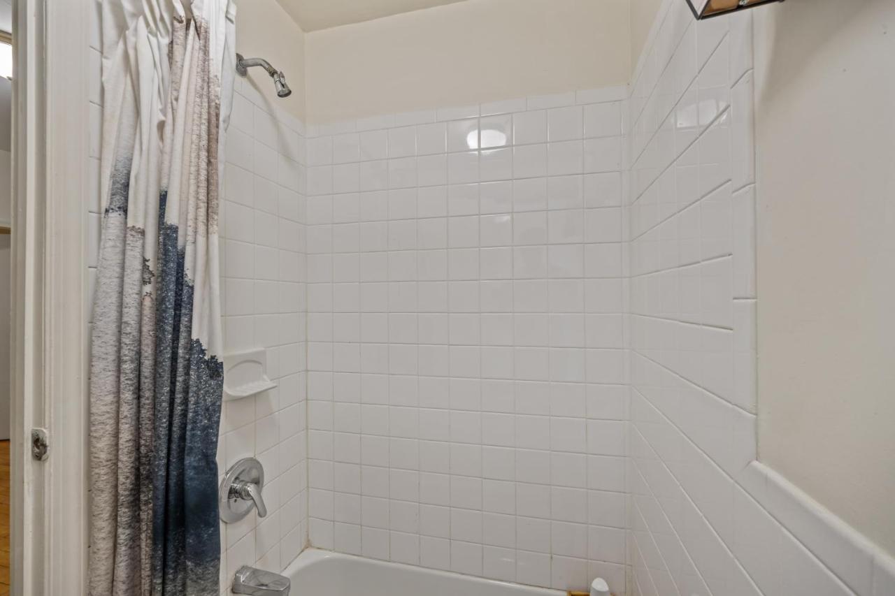 Tranquil Haven 1-Bdr Apt in Downtown Manhattan's Union Square - 3